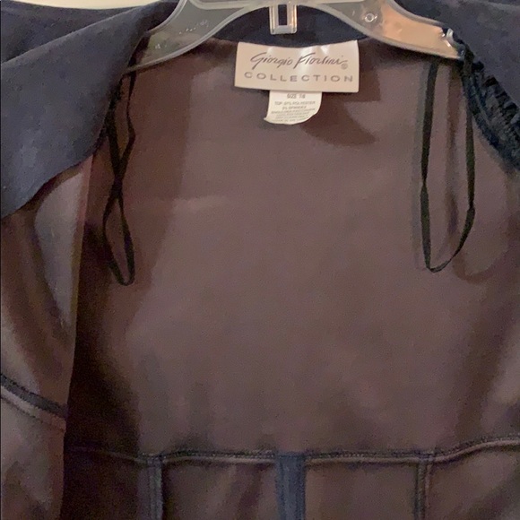 Beautiful Forrest green jacket feels like suede - Picture 4 of 4